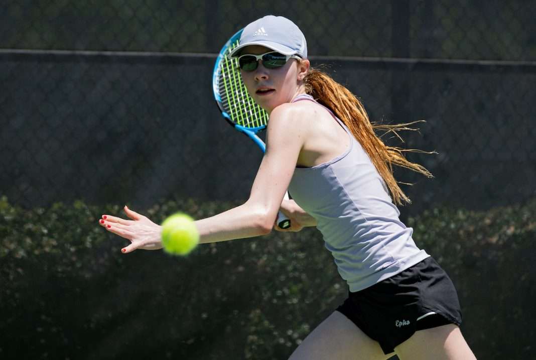 Erica Ekstrand of Williams College at the 2021 NCAA Division III Tennis Championships